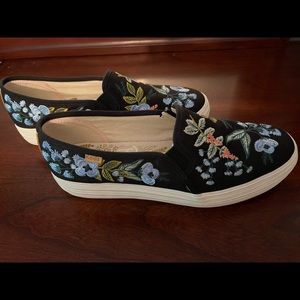 Womens KEDS size 8.5